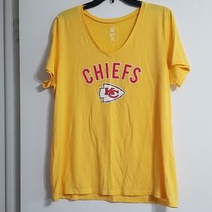 KC CHIEFS t shirt
